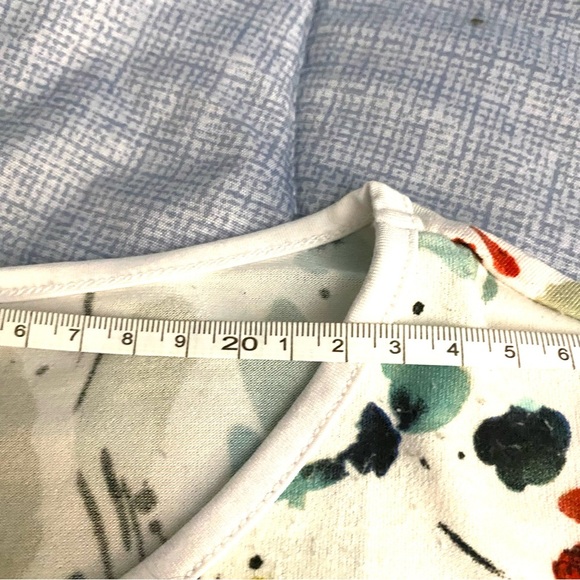 Claire France Plus Size Women’s Abstract Colourful Lightweight T-shirt - Picture 7 of 7